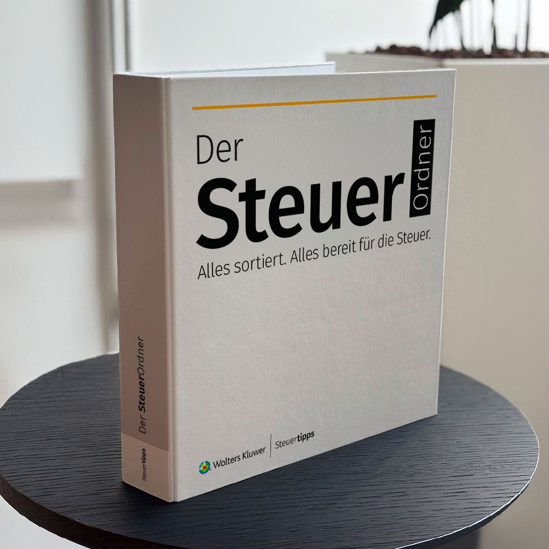 Produktbild des SteuerOrdners, stehend, geschlossene Ansicht
